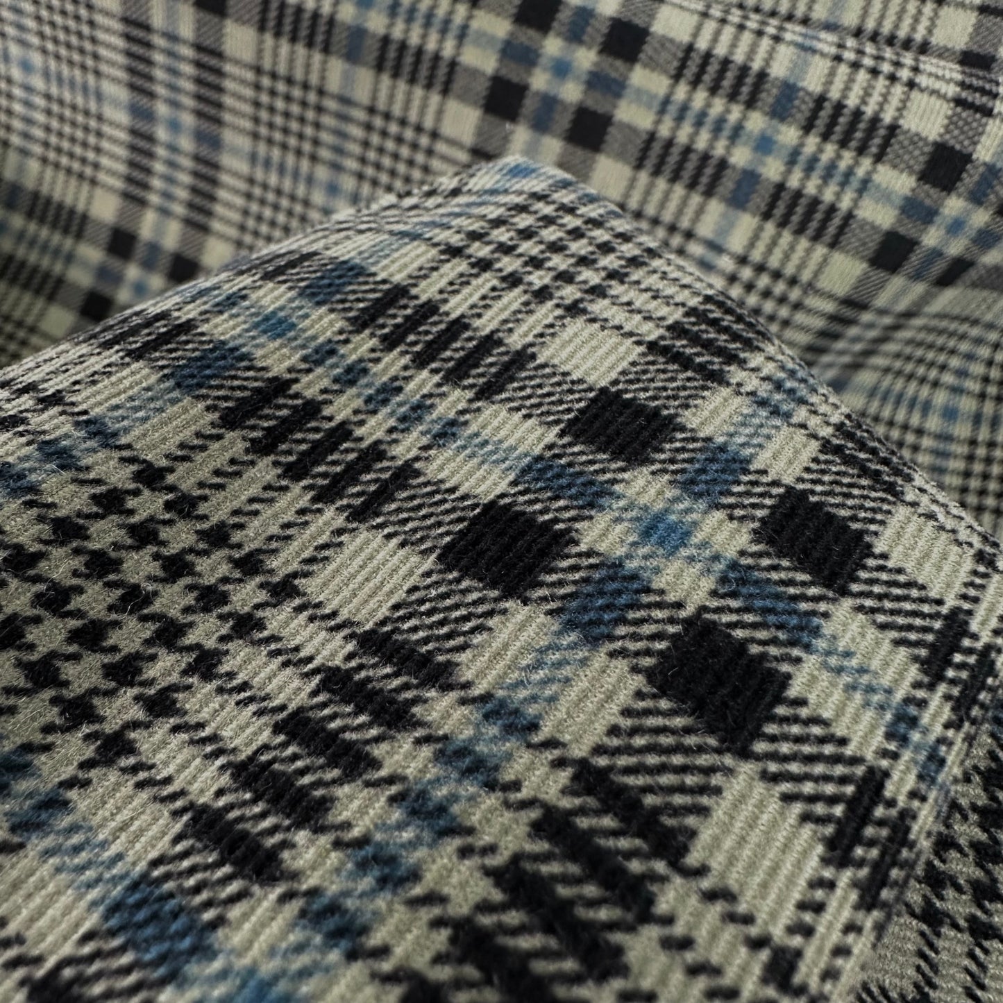 Japan | houndstooth 千鳥格 | cotton printed corduroy 薄燈芯絨