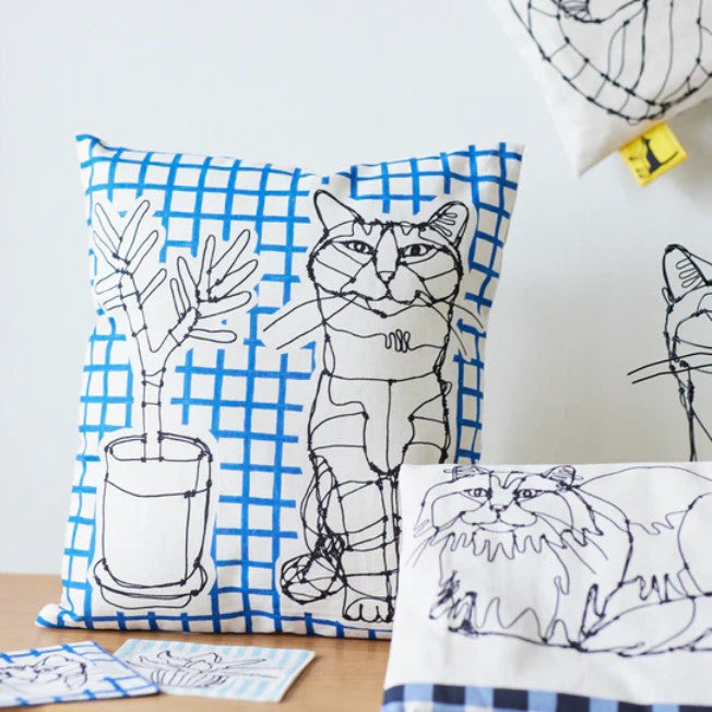 +HAyU fabric | HAyU CAT | cotton linen printed canvas 棉麻 (110x98cm)