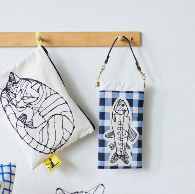 +HAyU fabric | HAyU CAT | cotton linen printed canvas 棉麻 (110x98cm)
