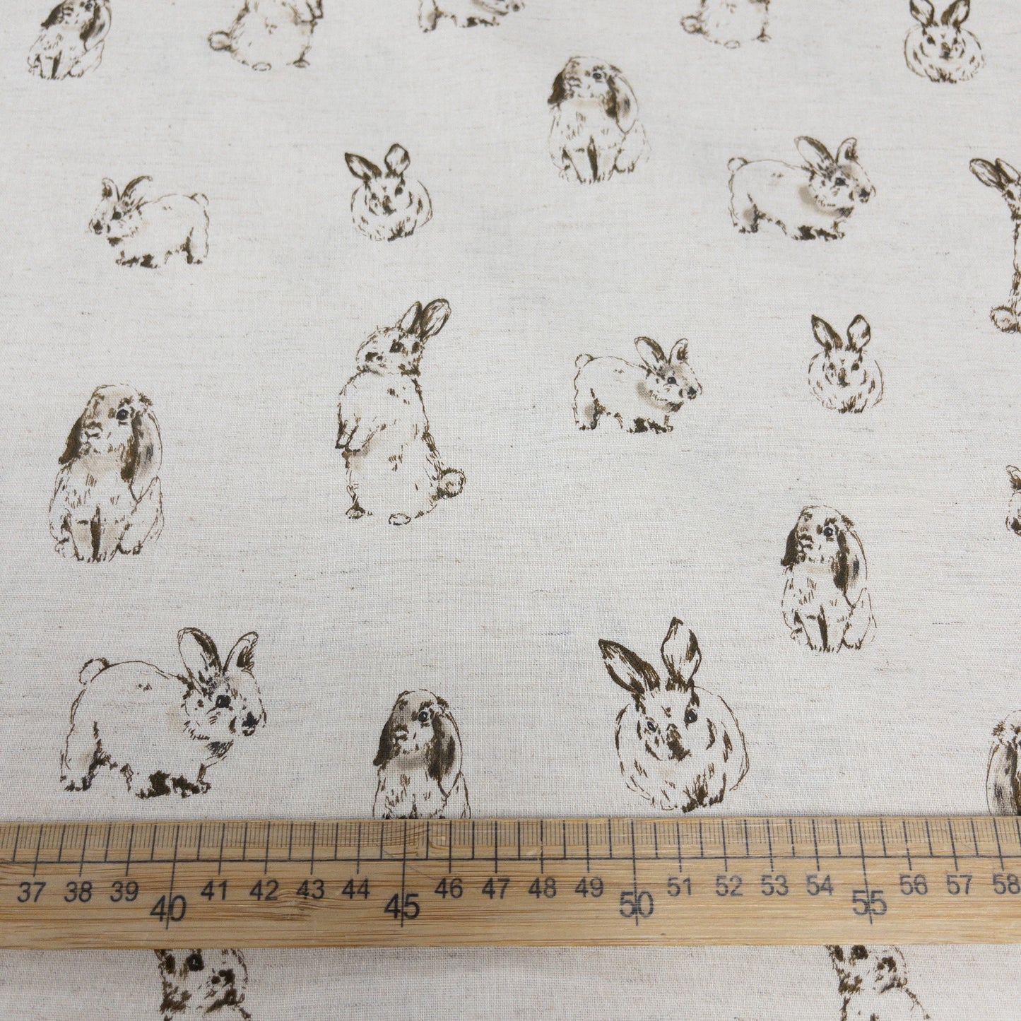 Japan | rabbit 兔子 | cotton linen 棉麻