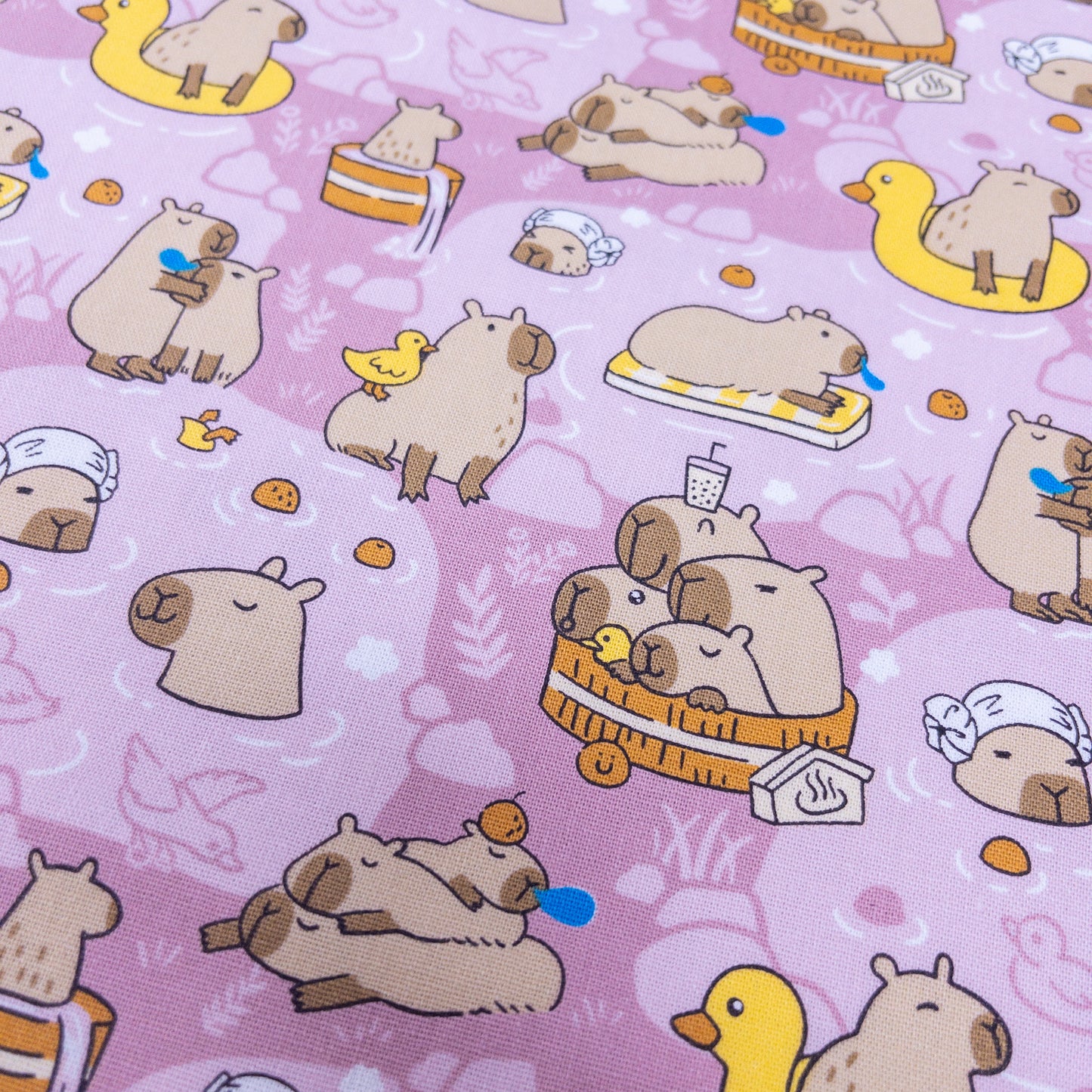 Taiwan | 水豚温泉 capybara | cotton printed oxford 純棉