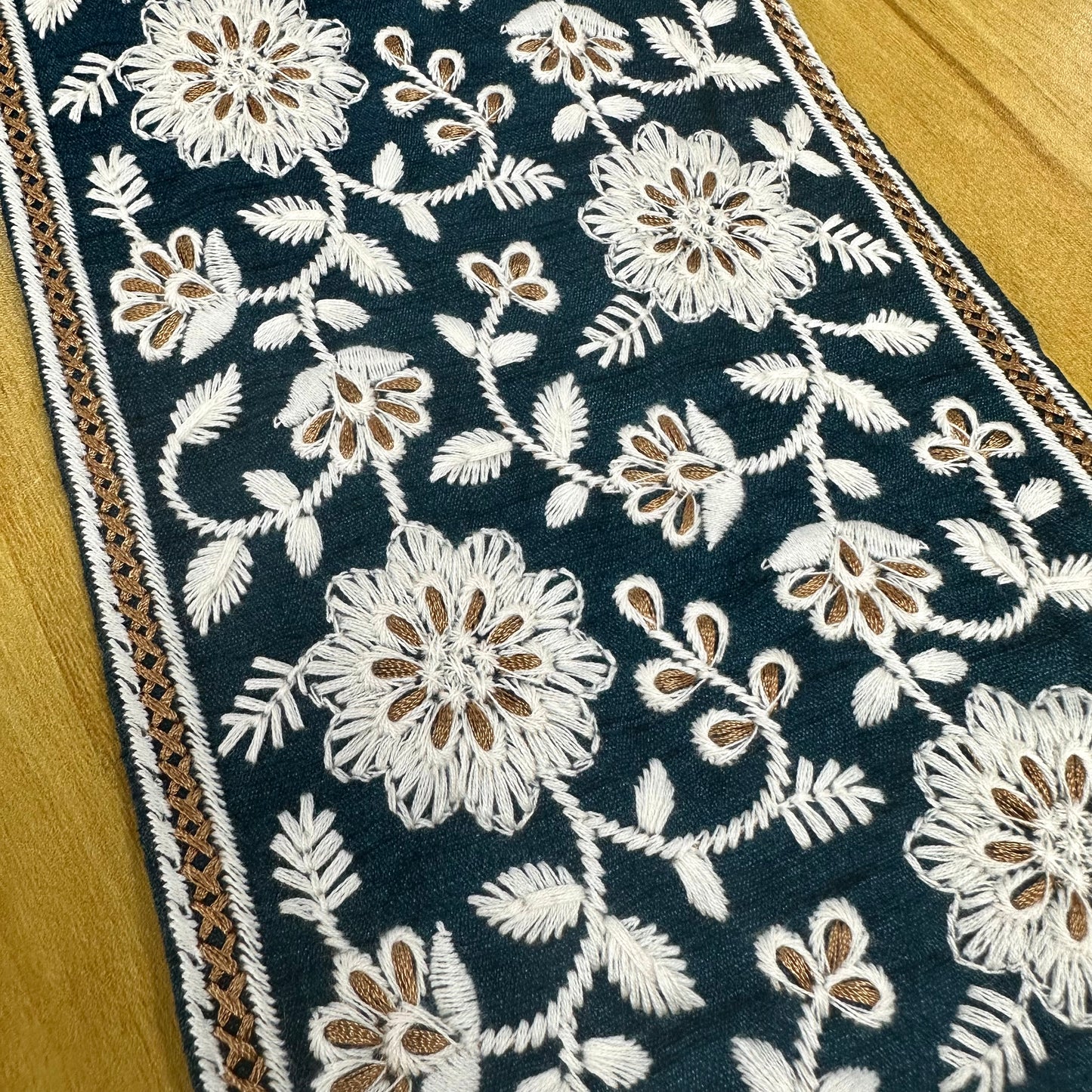 embroidery webbing 刺繡帶 | white flower 白花藤 13.2cm