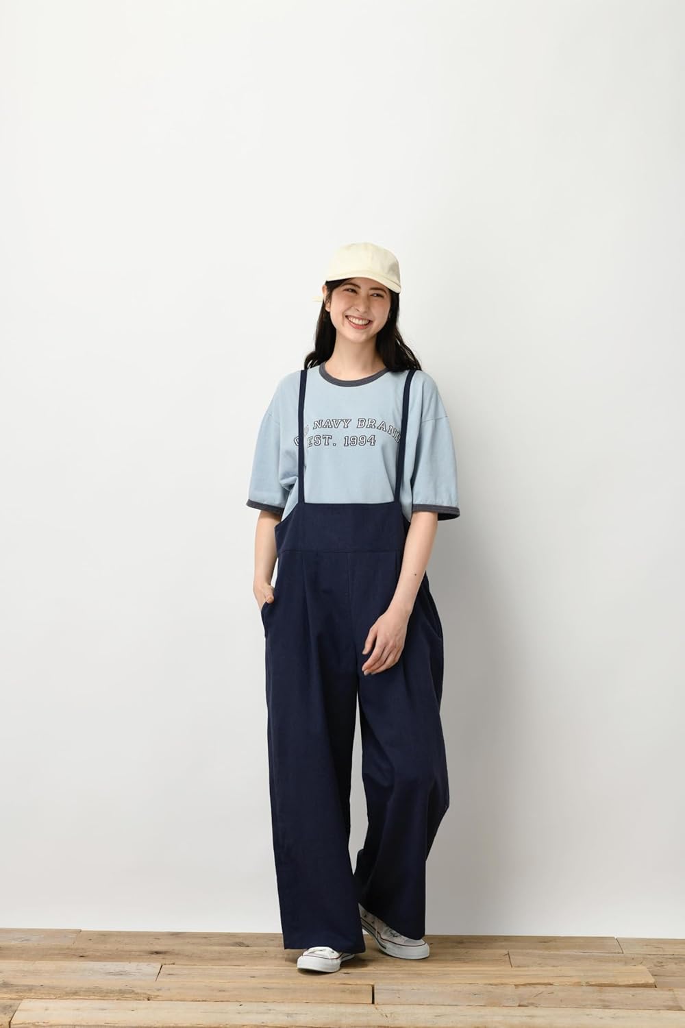 Japan | Dresses and jumpsuits 一年四季都可以穿的連身裙和工人褲 | books 書籍