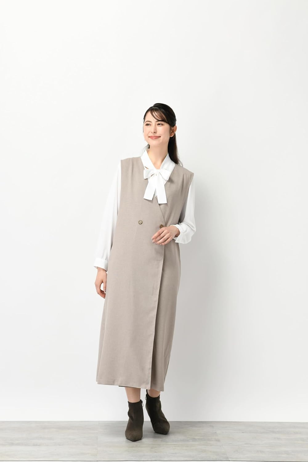 Japan | Dresses and jumpsuits 一年四季都可以穿的連身裙和工人褲 | books 書籍
