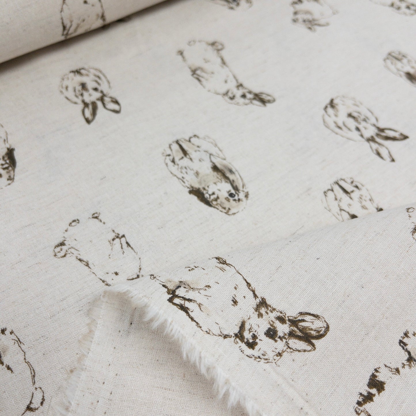 Japan | rabbit 兔子 | cotton linen 棉麻