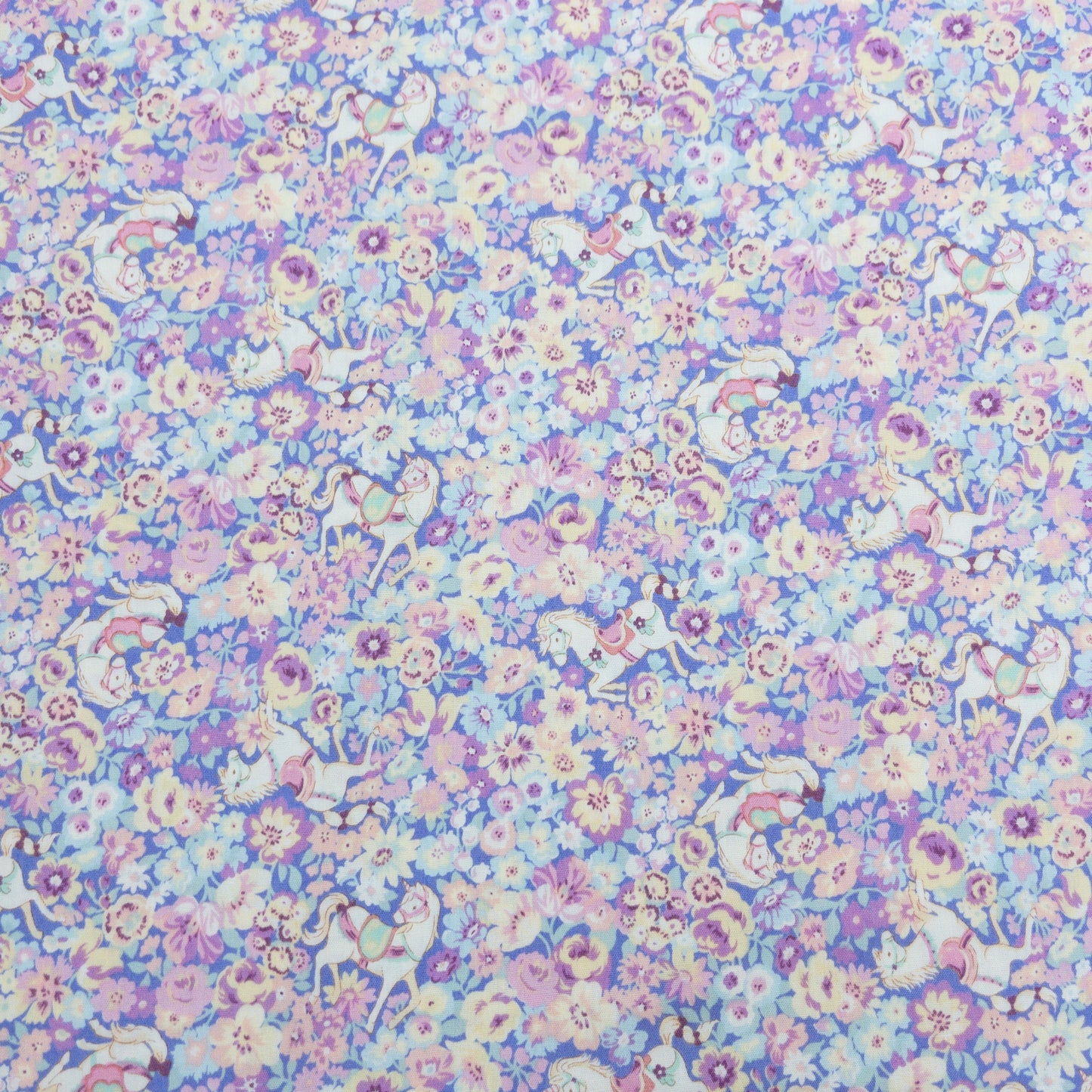 Japan | unicorns and flowers 獨角獸花海 | cotton printed broad 純棉