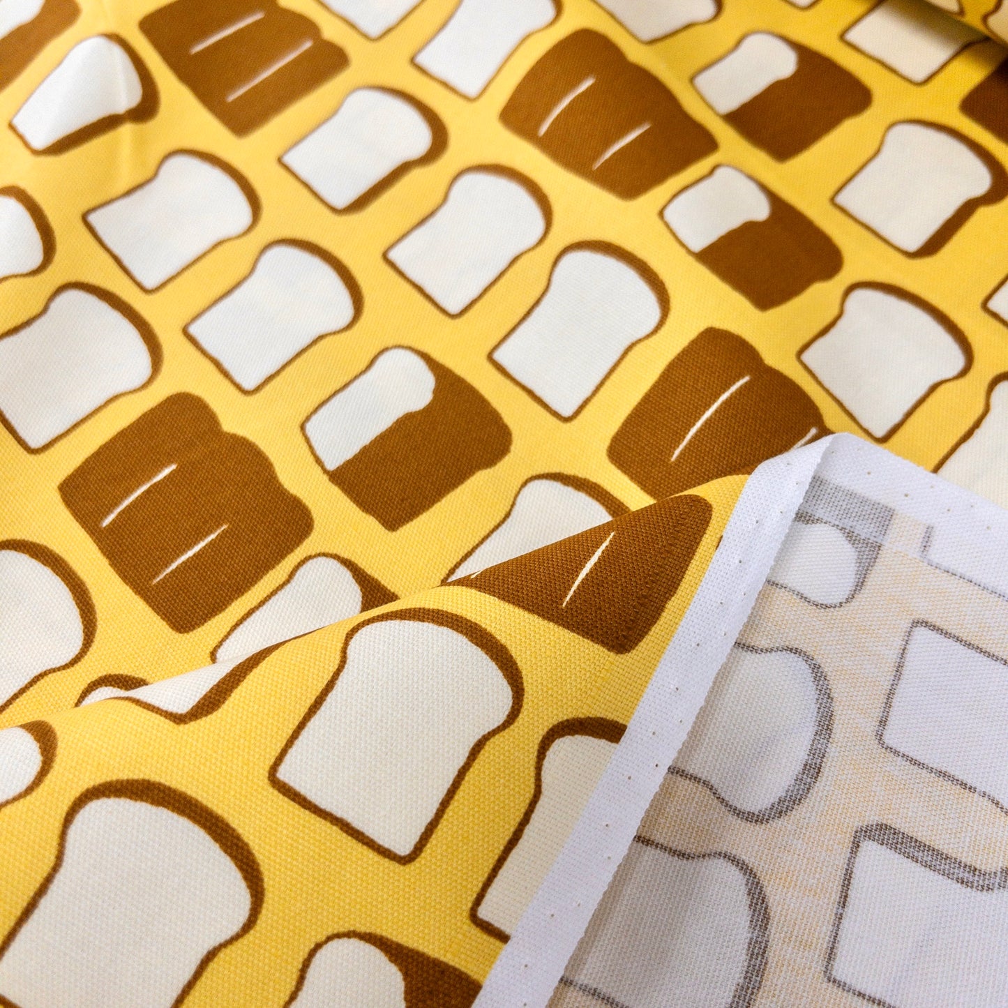 Japan | bread 方包吐司麵包 | cotton printed oxford 純棉
