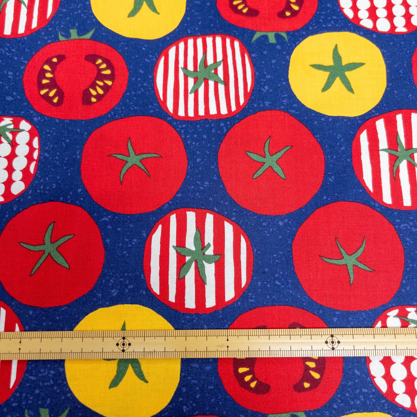 Japan | art tomato 藝術蕃茄 | cotton printed sheeting 純棉