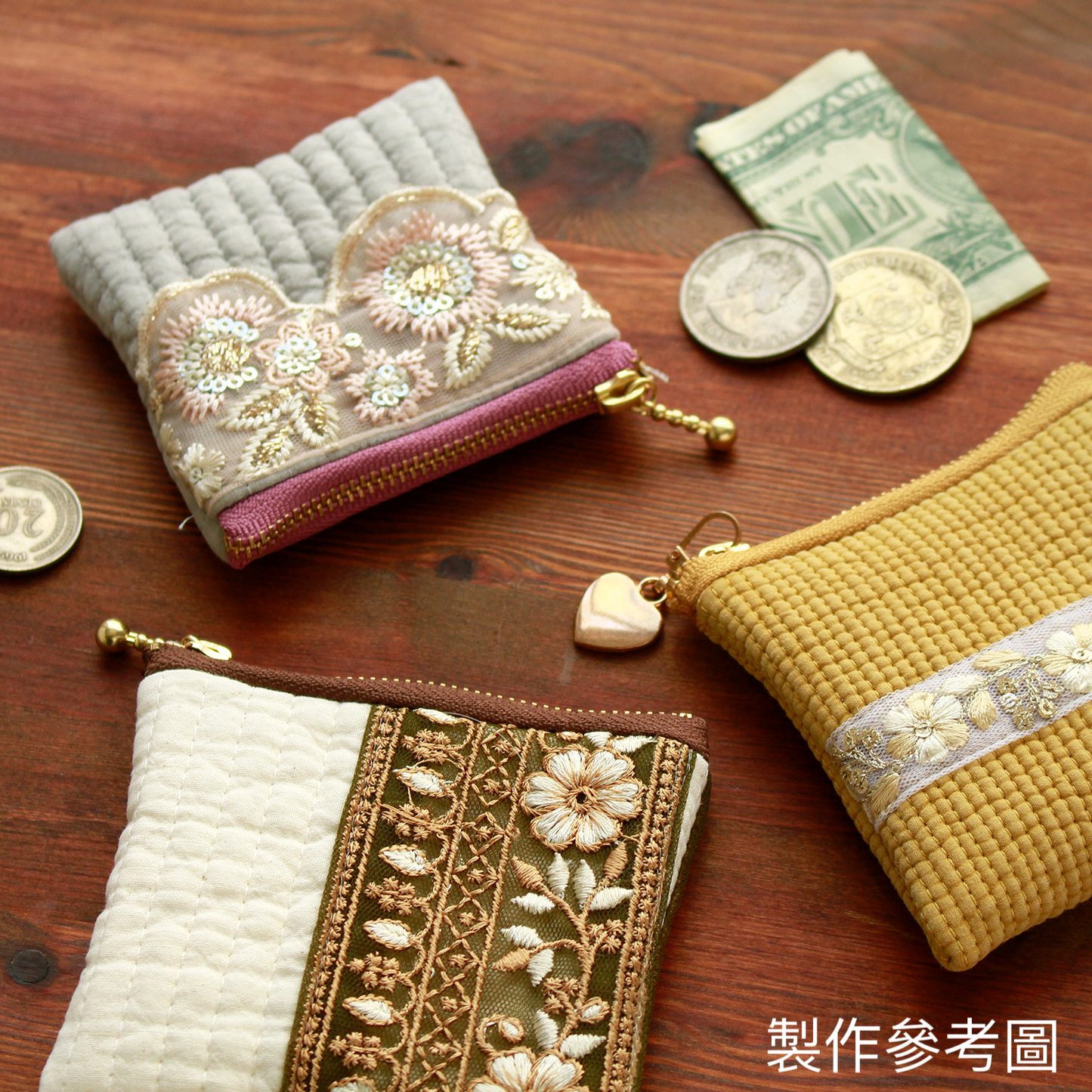 embroidery webbing 刺繡帶 | white flower gold thread 白花金線 5.5cm