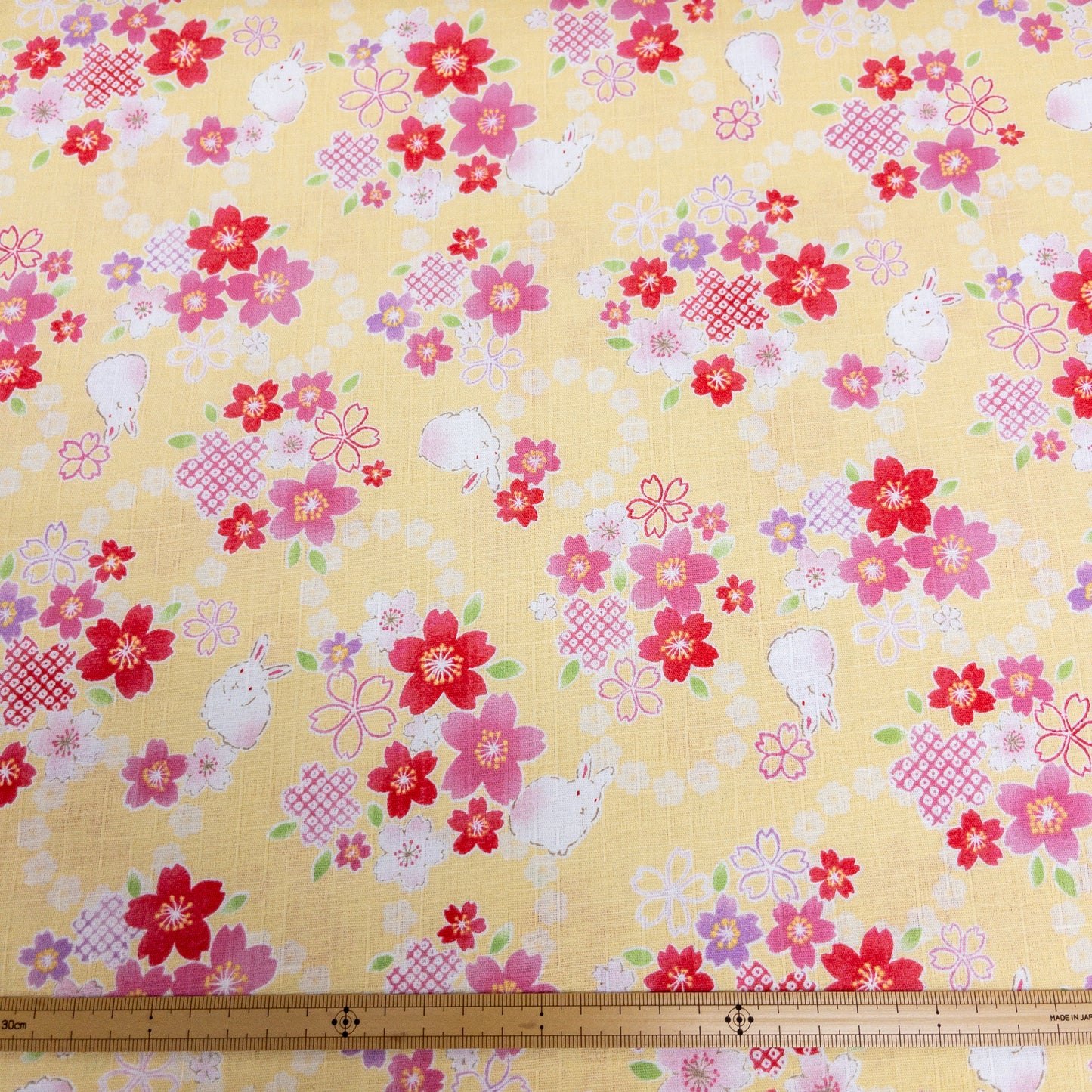 Japan | Sakura bunny 櫻花白兔竹節棉 | cotton printed dobby 竹節棉