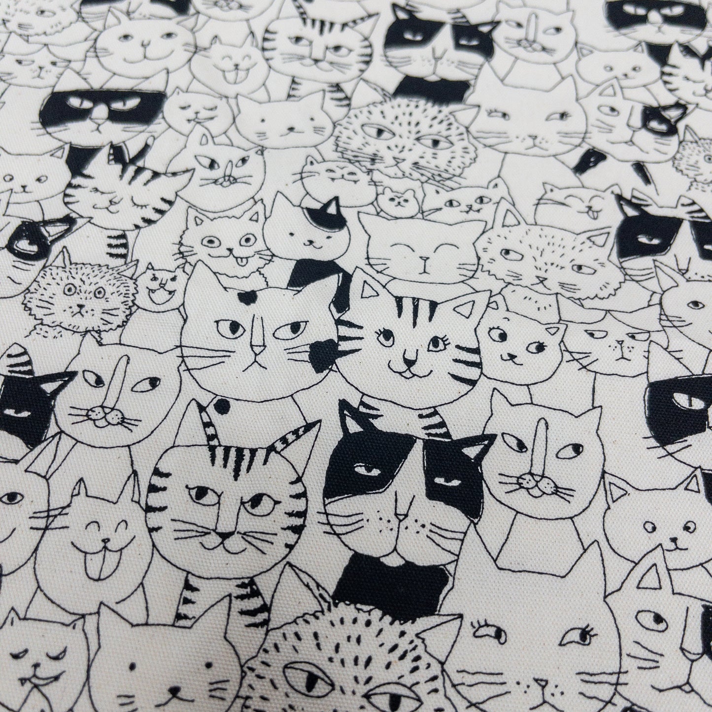 Japan | black white cat 黑白貓 | cotton printed sheeting