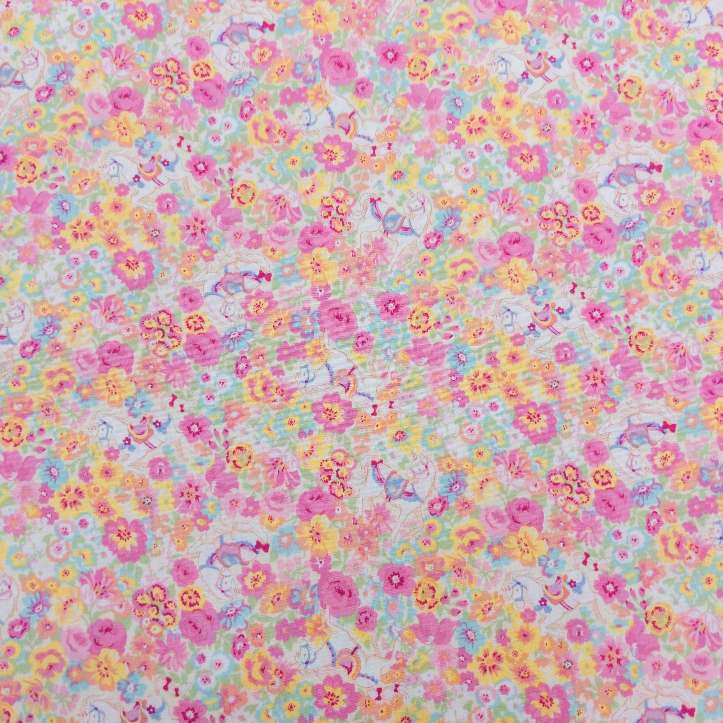 Japan | unicorns and flowers 獨角獸花海 | cotton printed broad 純棉
