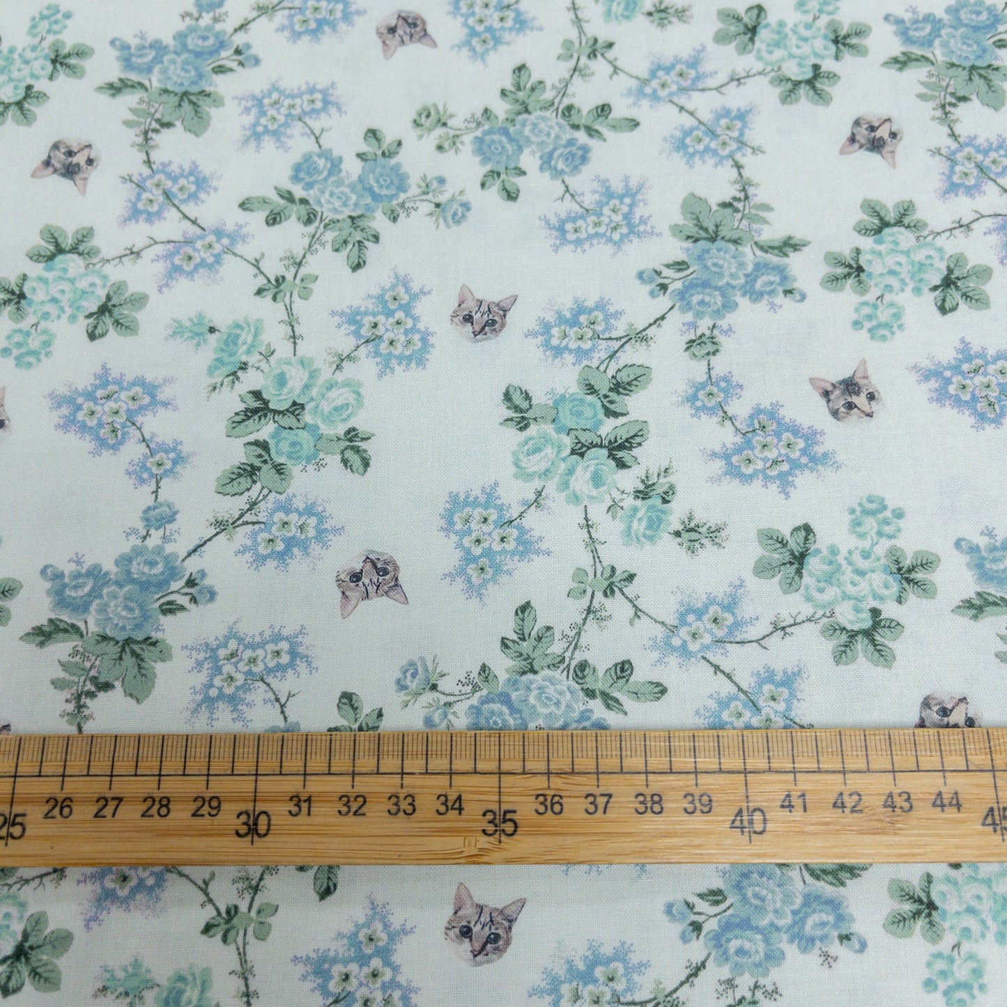 nora. | vintage flower kitten 復古花小貓 | cotton 純棉
