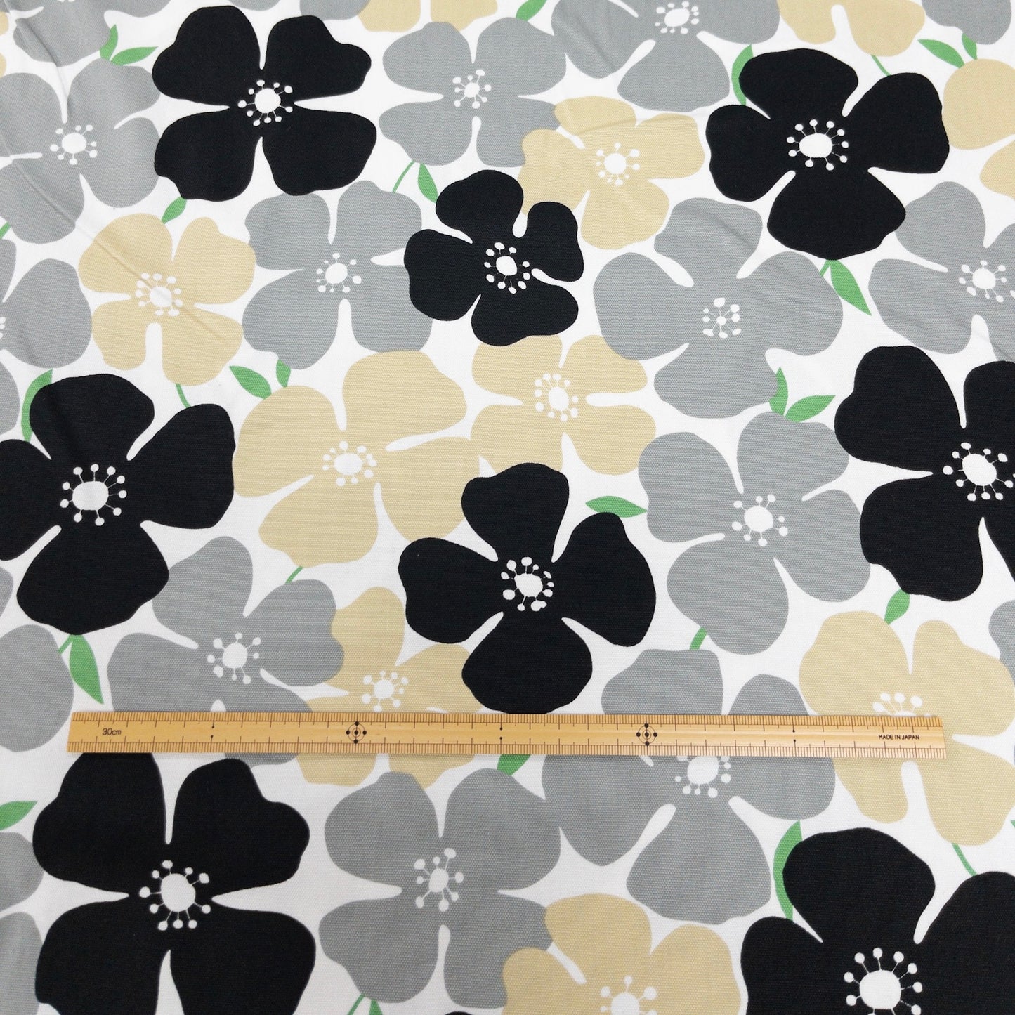 Japan | nordic flowers 北歐風花朵 | cotton printed oxford 純棉