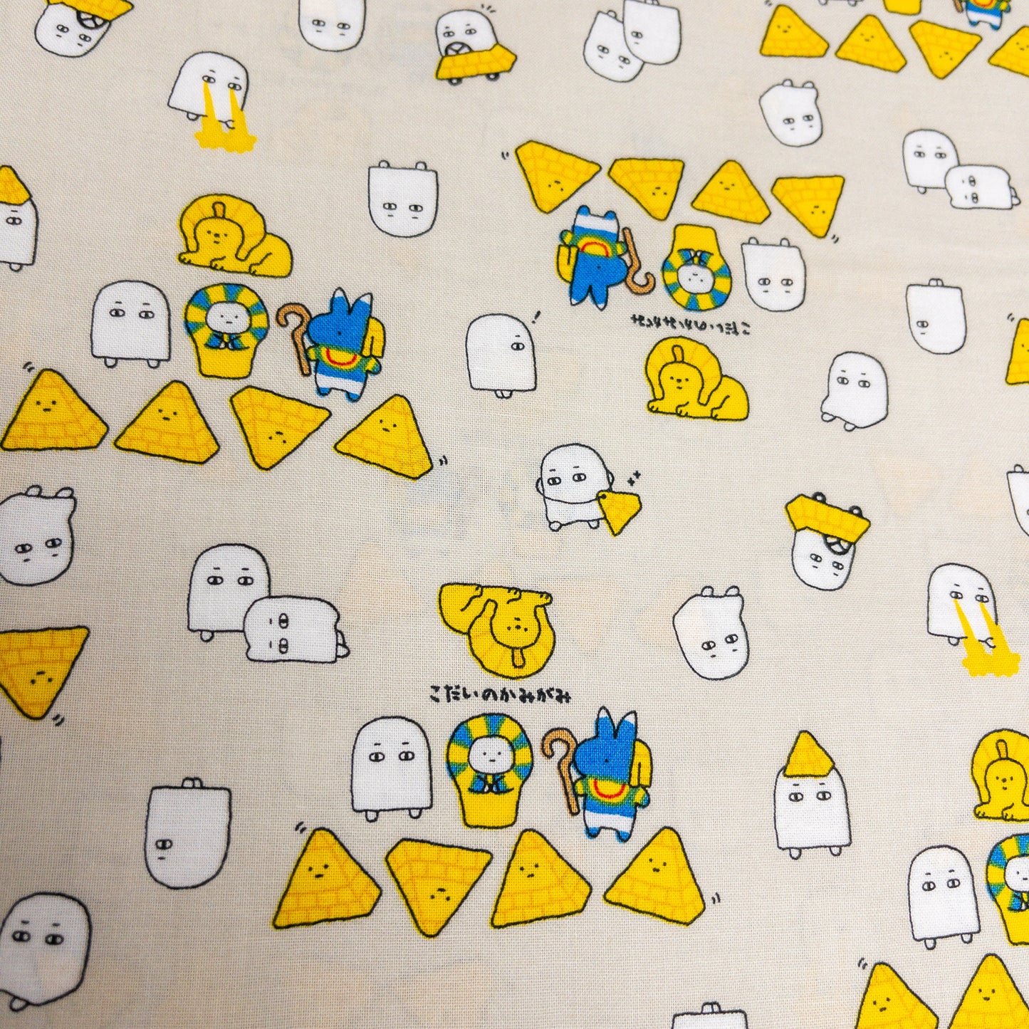 Japan | mystical 神秘不解之謎卡通布 | cotton printed sheeting 純棉