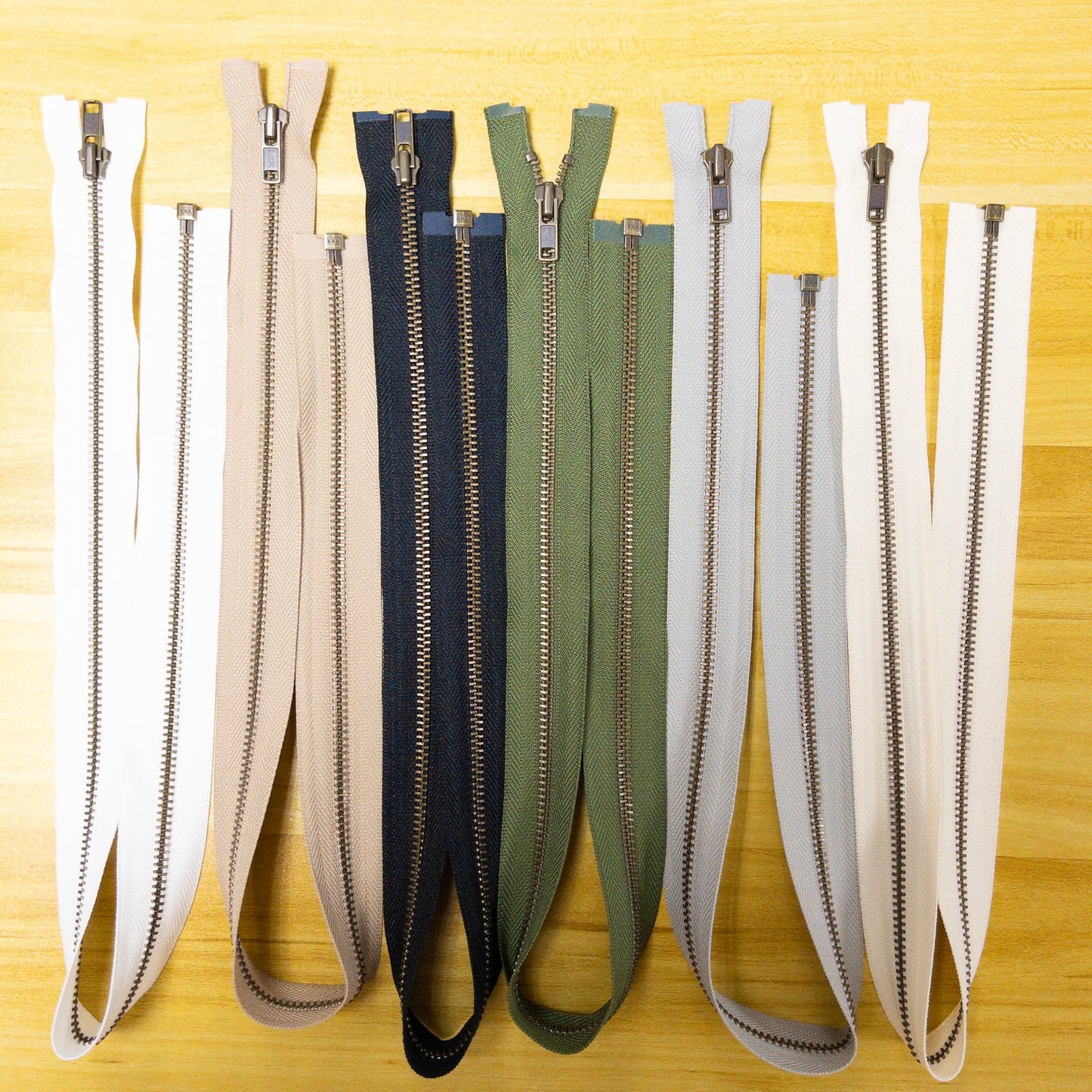 YKK bronze metal open ended separating zipper 60cm 6colors YKK古銅金屬開尾拉鍊 60cm 6色