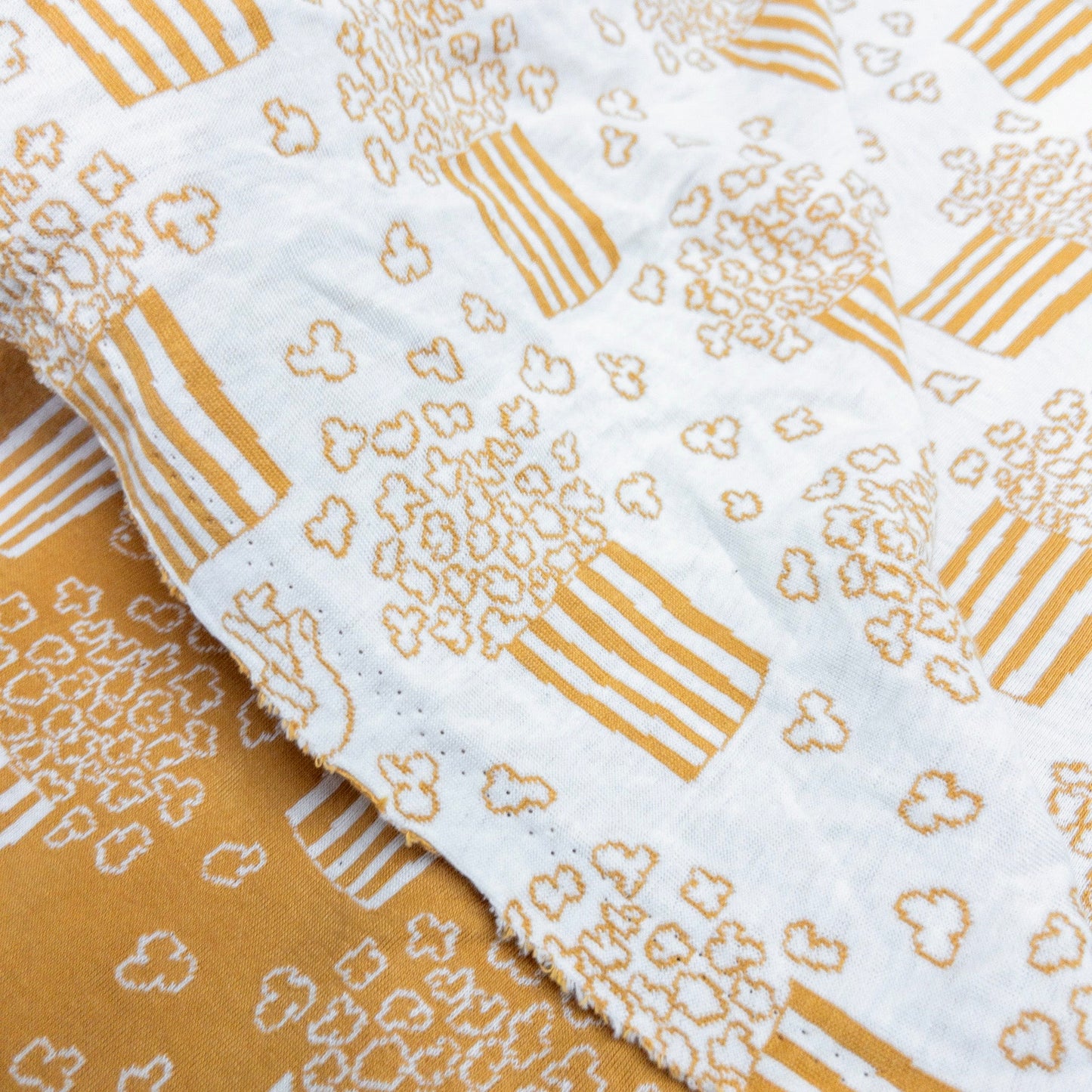 maffon | popcorn yellow ivory 爆谷 黃+米色 | cotton jacquard knit 雙面純棉提花針織 - 160cm