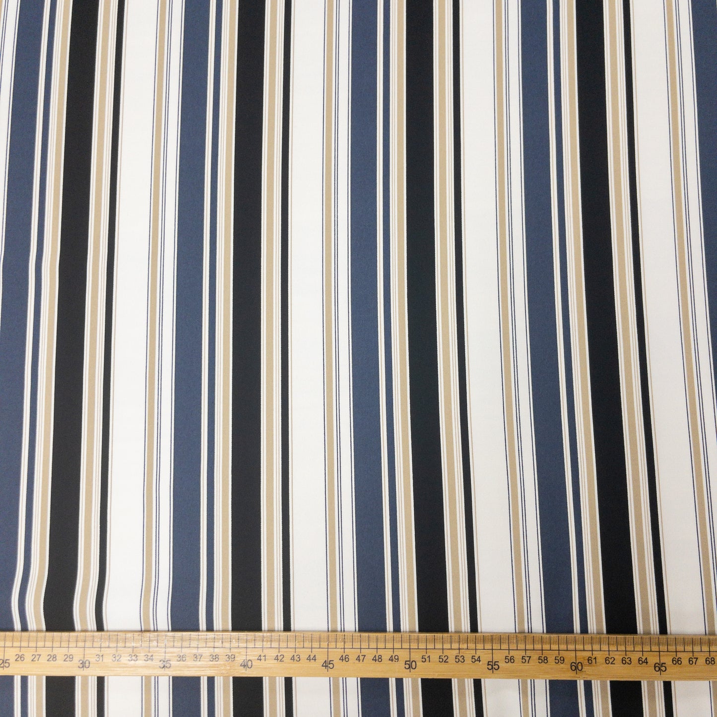 Japan | stripes 間條 | polyester cotton white dyed twill 雙面輕微彈性斜紋布