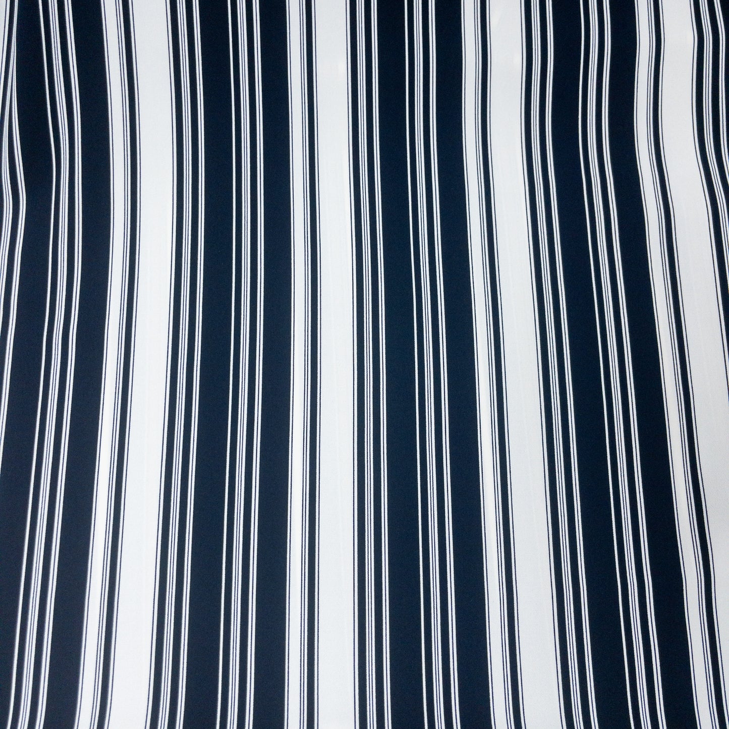 Japan | stripes 間條 | polyester cotton white dyed twill 雙面輕微彈性斜紋布