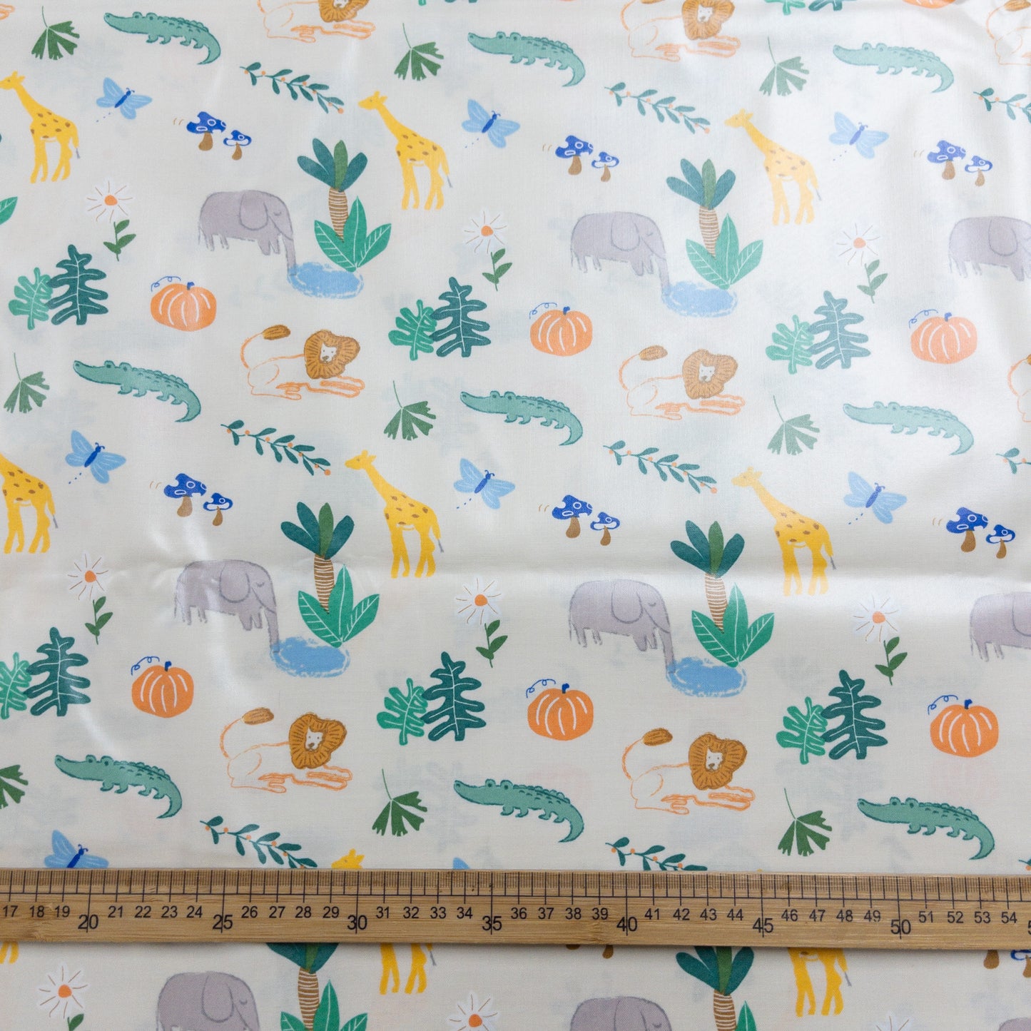 Korea | zoo 動物園 | TPU clothing waterproof fabric TPU薄膜防水