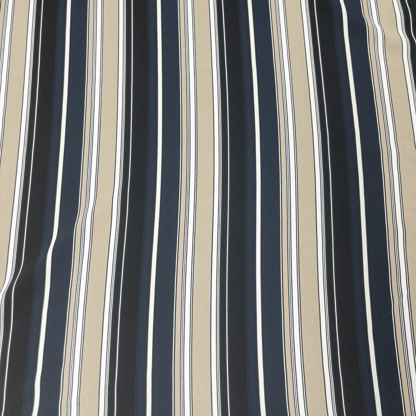 Japan | stripes 間條 | polyester cotton white dyed twill 雙面輕微彈性斜紋布