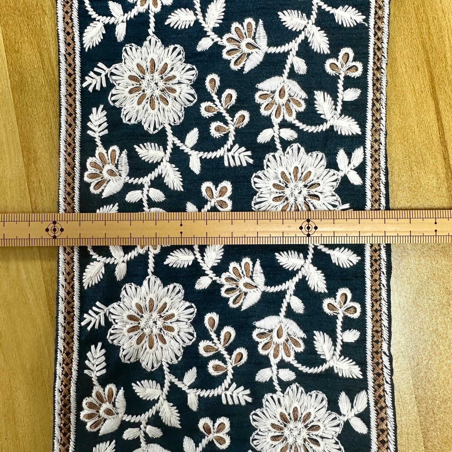 embroidery webbing 刺繡帶 | white flower 白花藤 13.2cm
