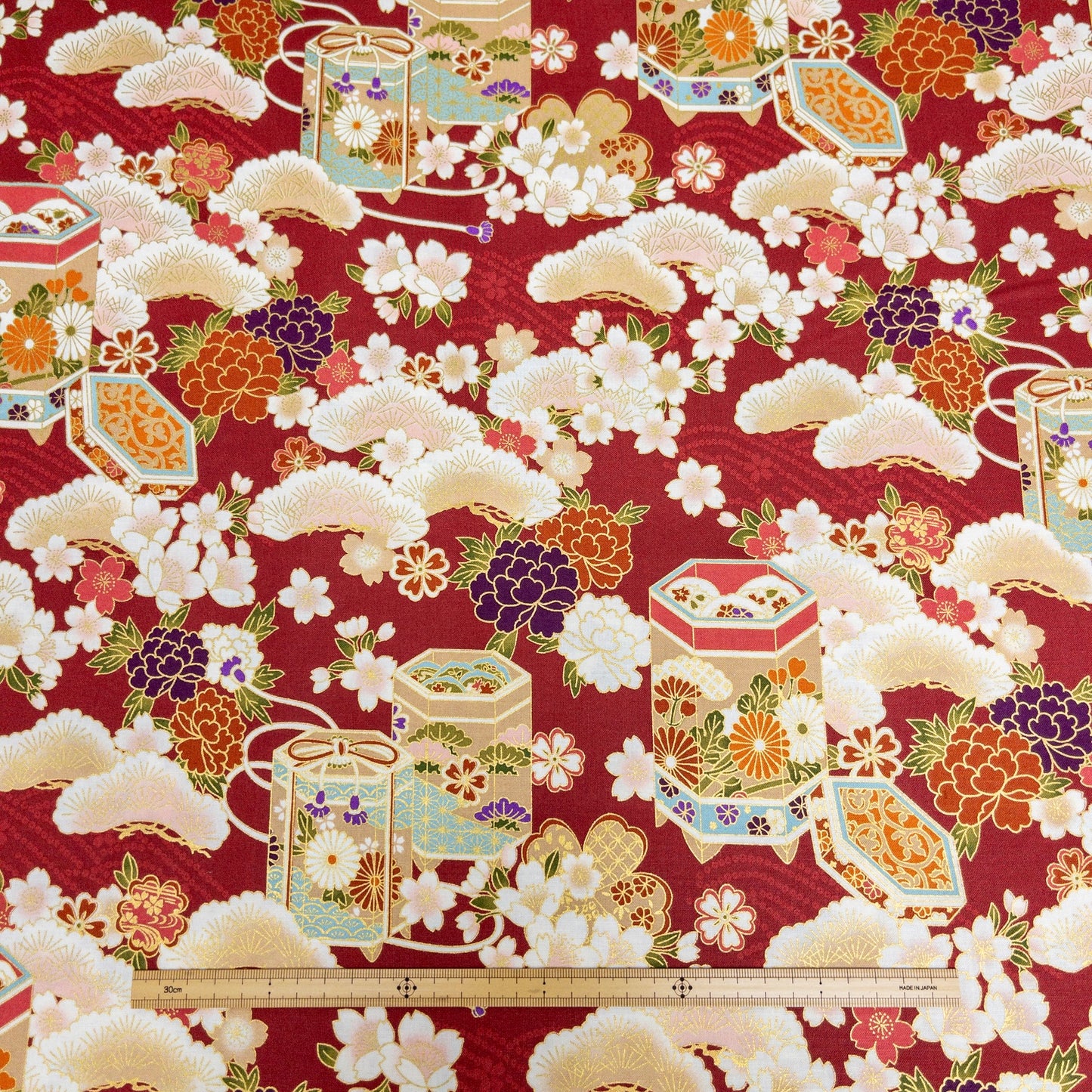 Quilt Gate | gilded flower kaioke 燙金花貝桶 | cotton printed sheeting 純棉