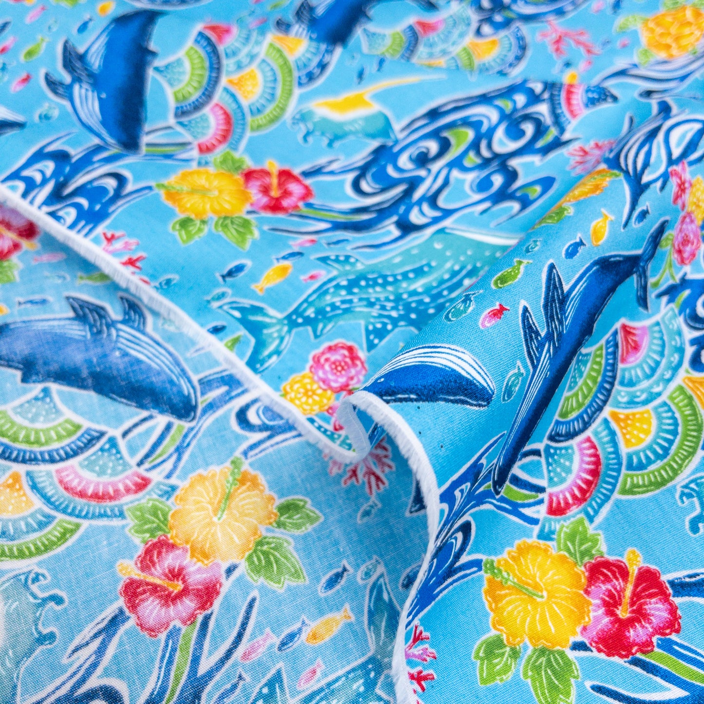 Japan | Okinawa whale 沖繩美麗海鯨魚 | cotton printed broad 純棉