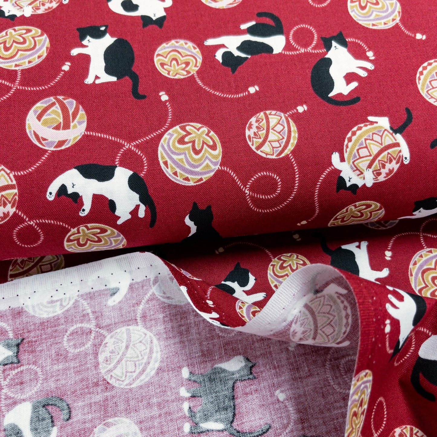 Japan | japanese playing ball's cat 和風波波球貓貓 | cotton printed sheeting 純棉