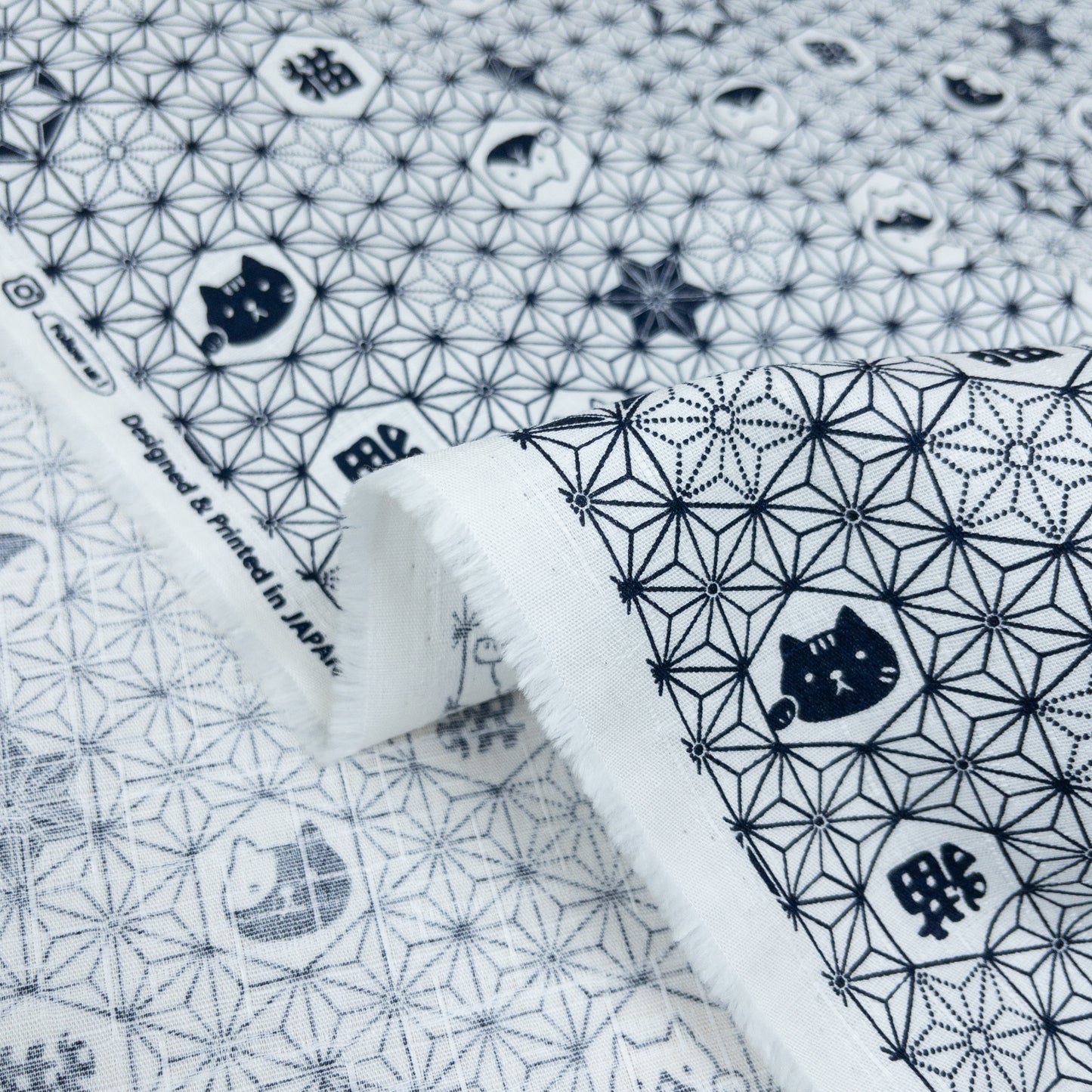 Japan | asanoha cat 麻の葉貓貓 | cotton printed dobby 竹節棉