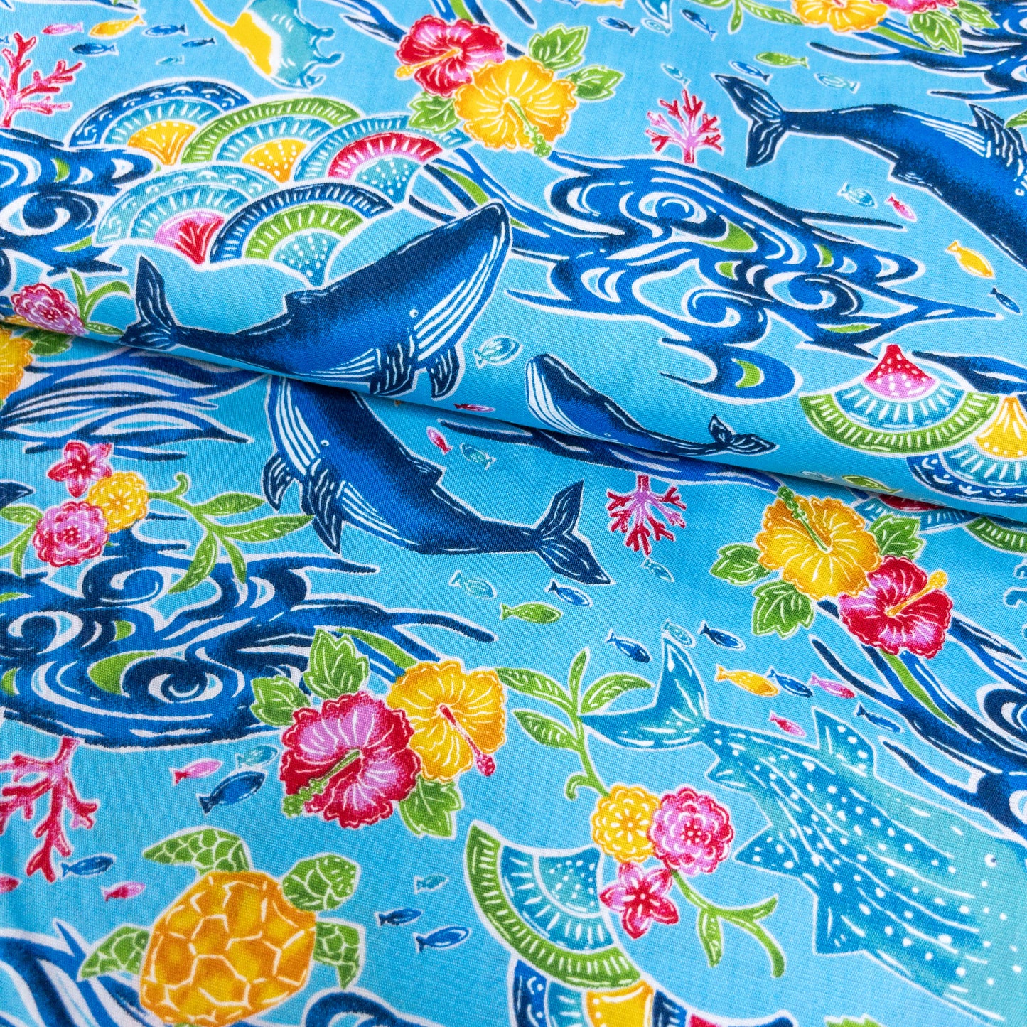 Japan | Okinawa whale 沖繩美麗海鯨魚 | cotton printed broad 純棉