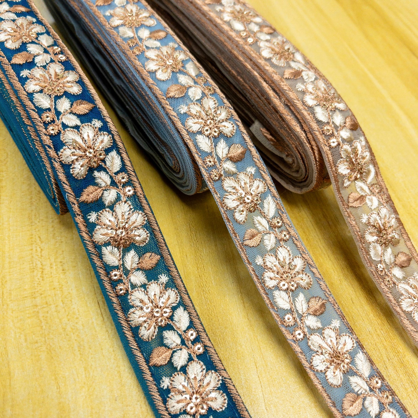 embroidery webbing 刺繡帶 | border floral 邊框花朵 3cm