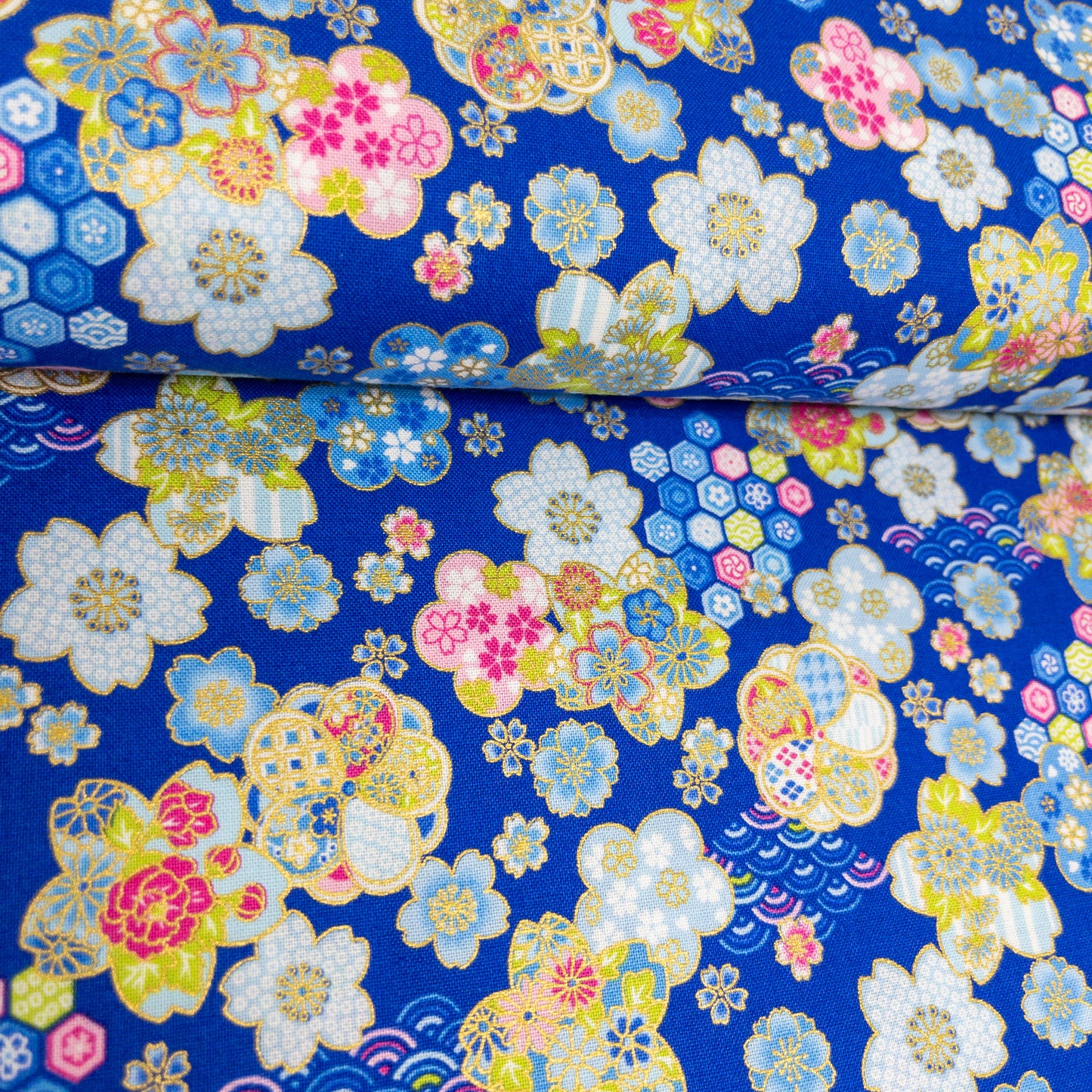 Japan | japanese gilded sakura 燙金櫻花 | cotton printed sheeting 純棉
