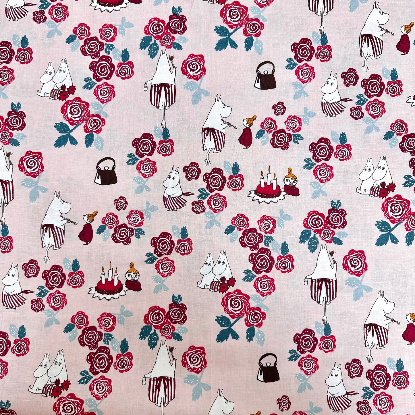Japan | Rose Moomins 玫瑰姆明 | cotton printed sheeting 純棉