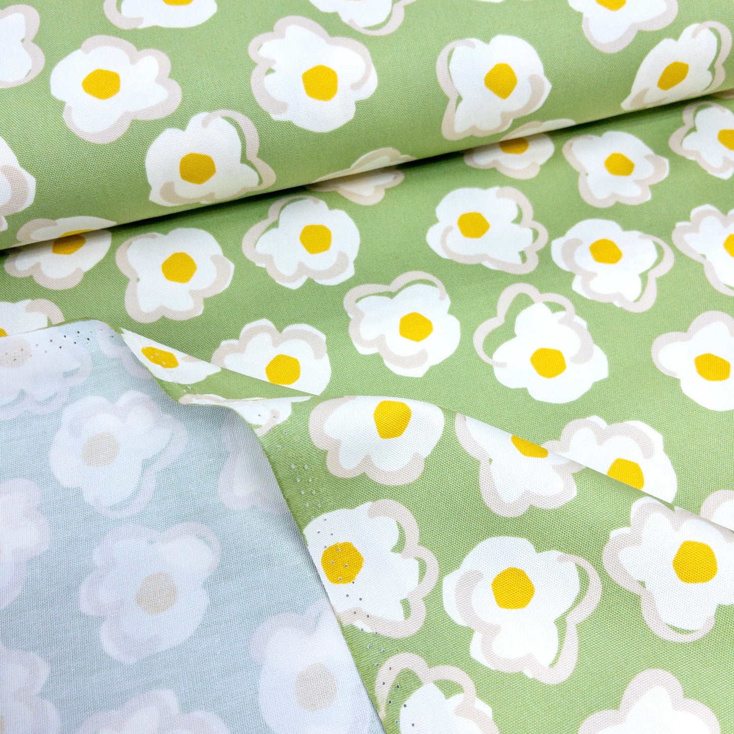 Japan | poached egg flowers 荷包蛋花花 | cotton printed oxford 純棉