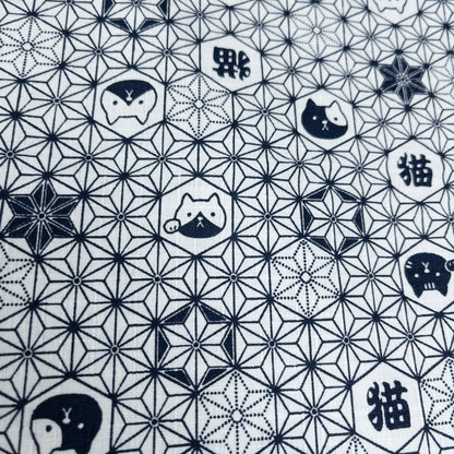 Japan | asanoha cat 麻の葉貓貓 | cotton printed dobby 竹節棉
