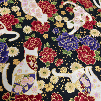 Quilt Gate | bronzing white cats floral 燙金白貓花朵 | cotton printed sheeting 純棉