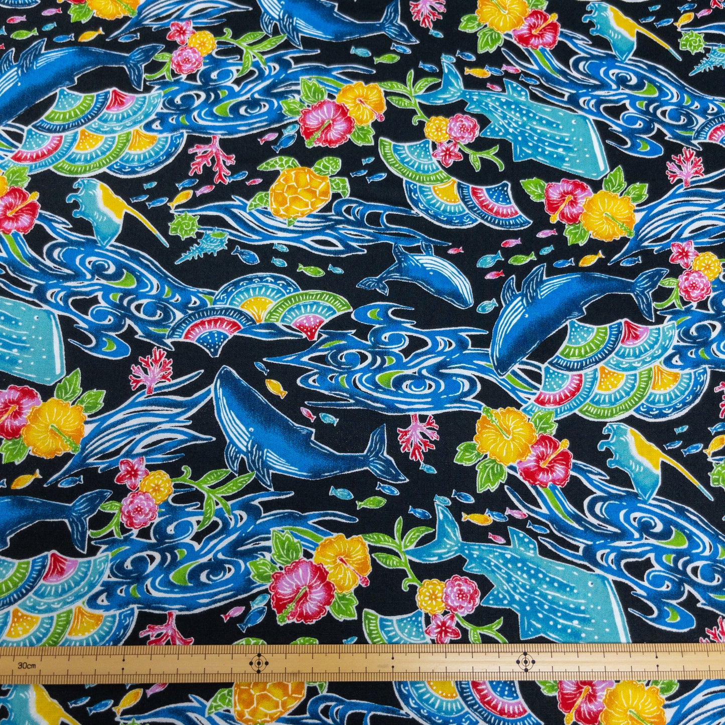 Japan | Okinawa whale 沖繩美麗海鯨魚 | cotton printed broad 純棉