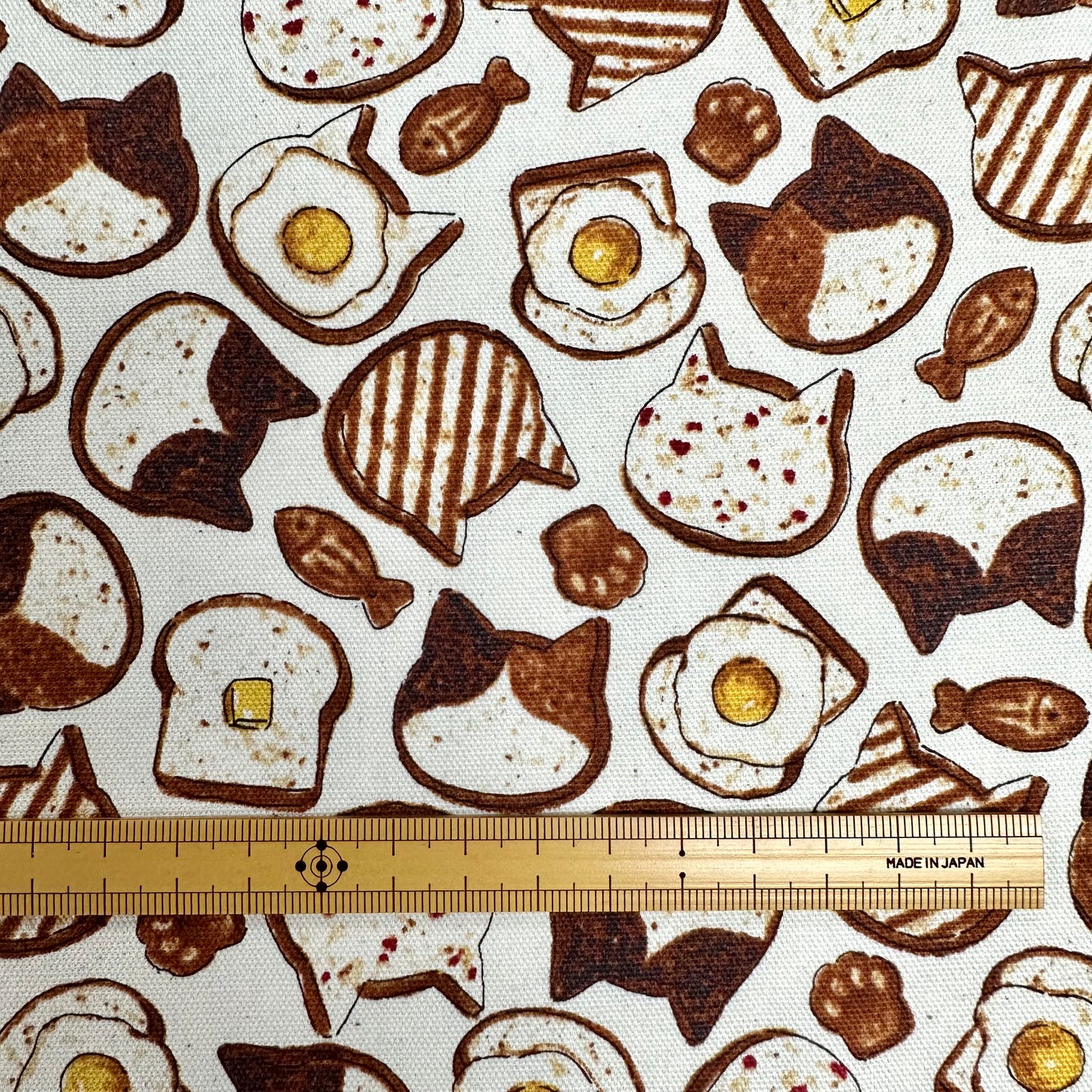 Japan | toast cat 貓貓吐司 | cotton printed oxford 純棉
