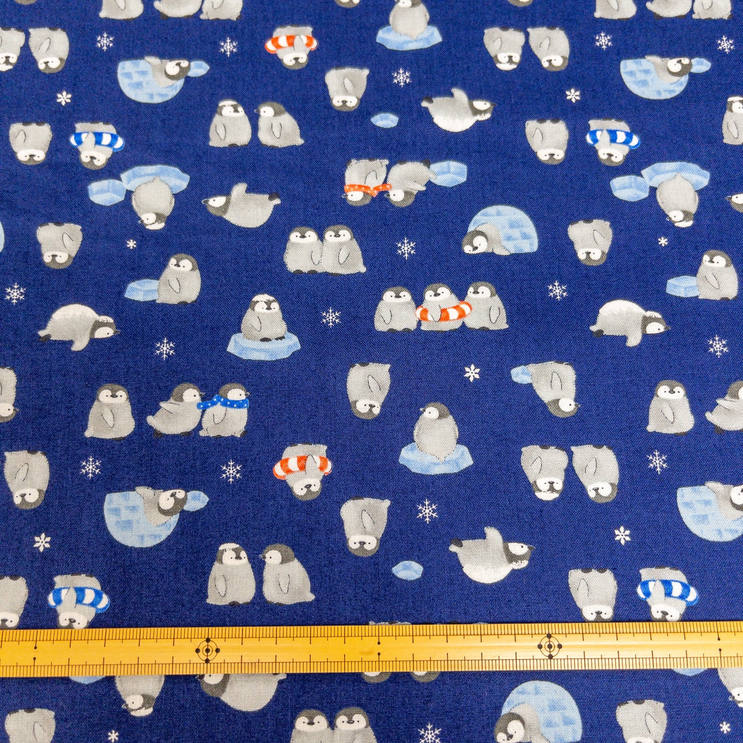 Japan | Baby penguin 企鵝寶寶 | cotton printed sheeting 純棉