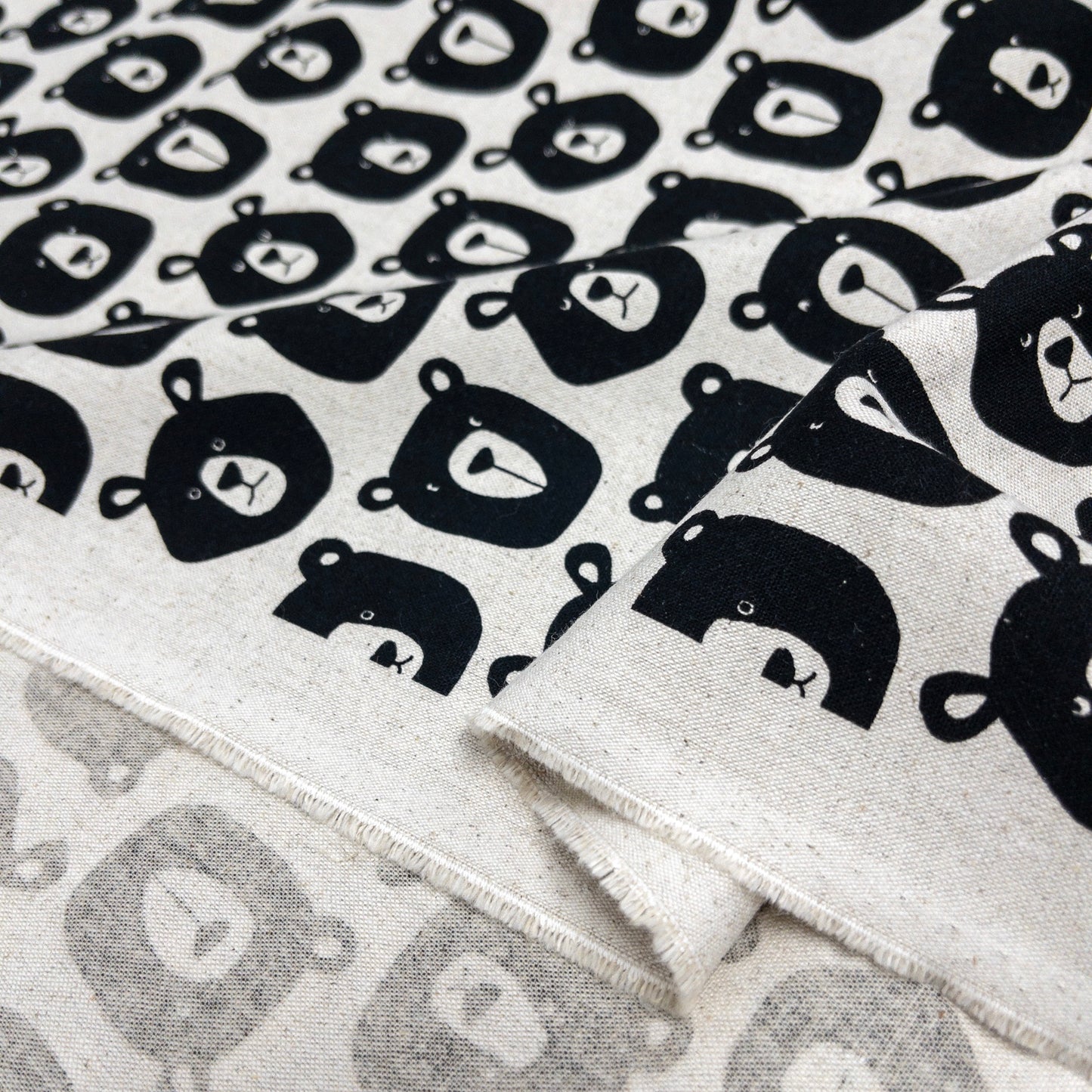 Japan | bear face 熊仔 | cotton linen 棉麻