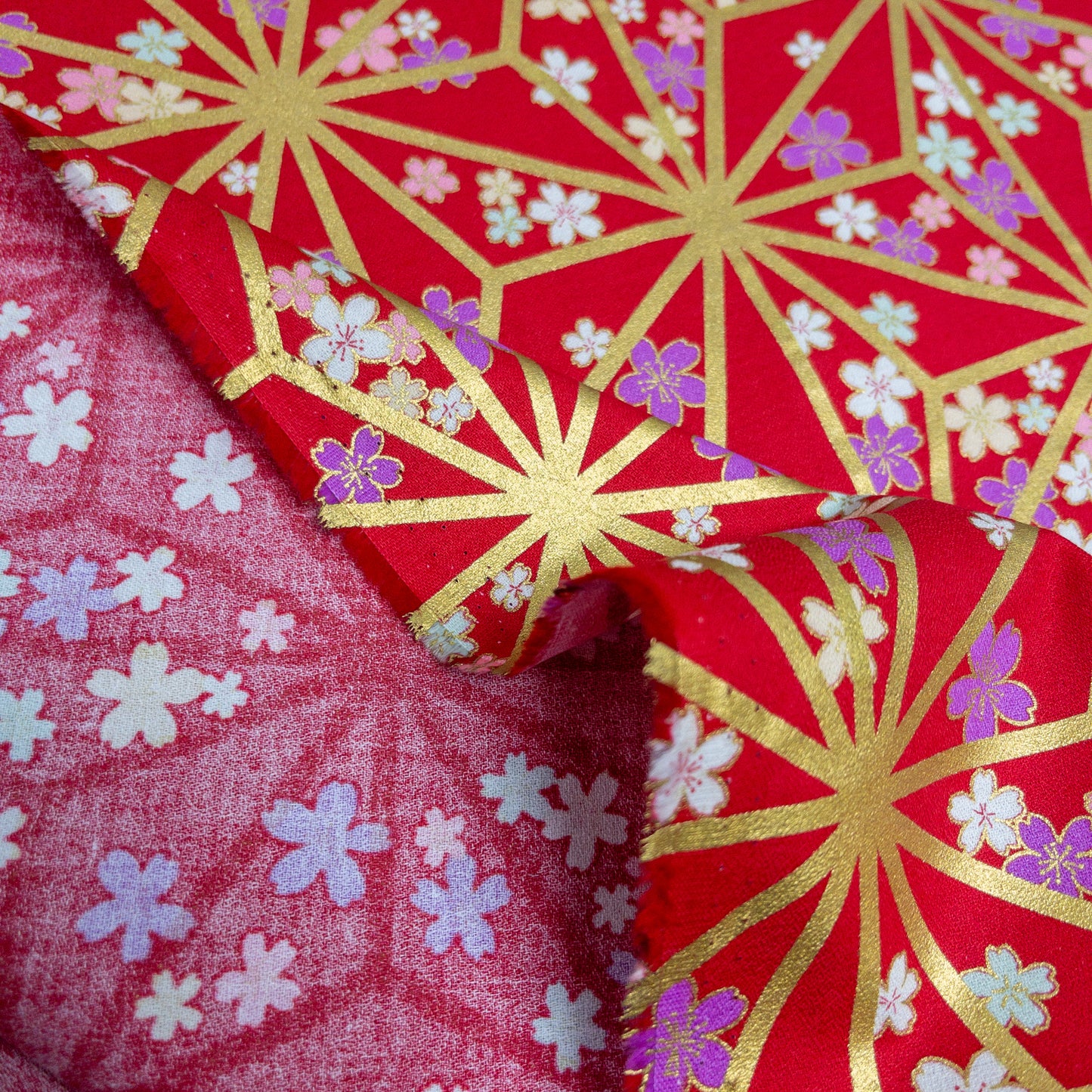 Japan | japanese hot stamping flower pattern 燙金粗線麻之葉櫻花 | cotton printed poplin 竹節純棉