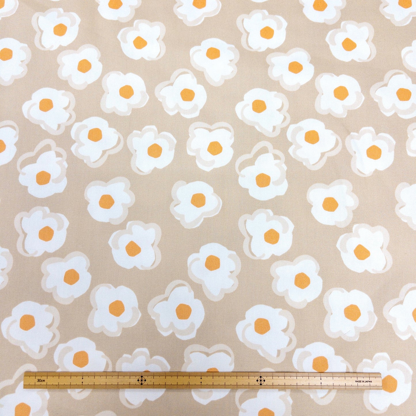 Japan | poached egg flowers 荷包蛋花花 | cotton printed oxford 純棉