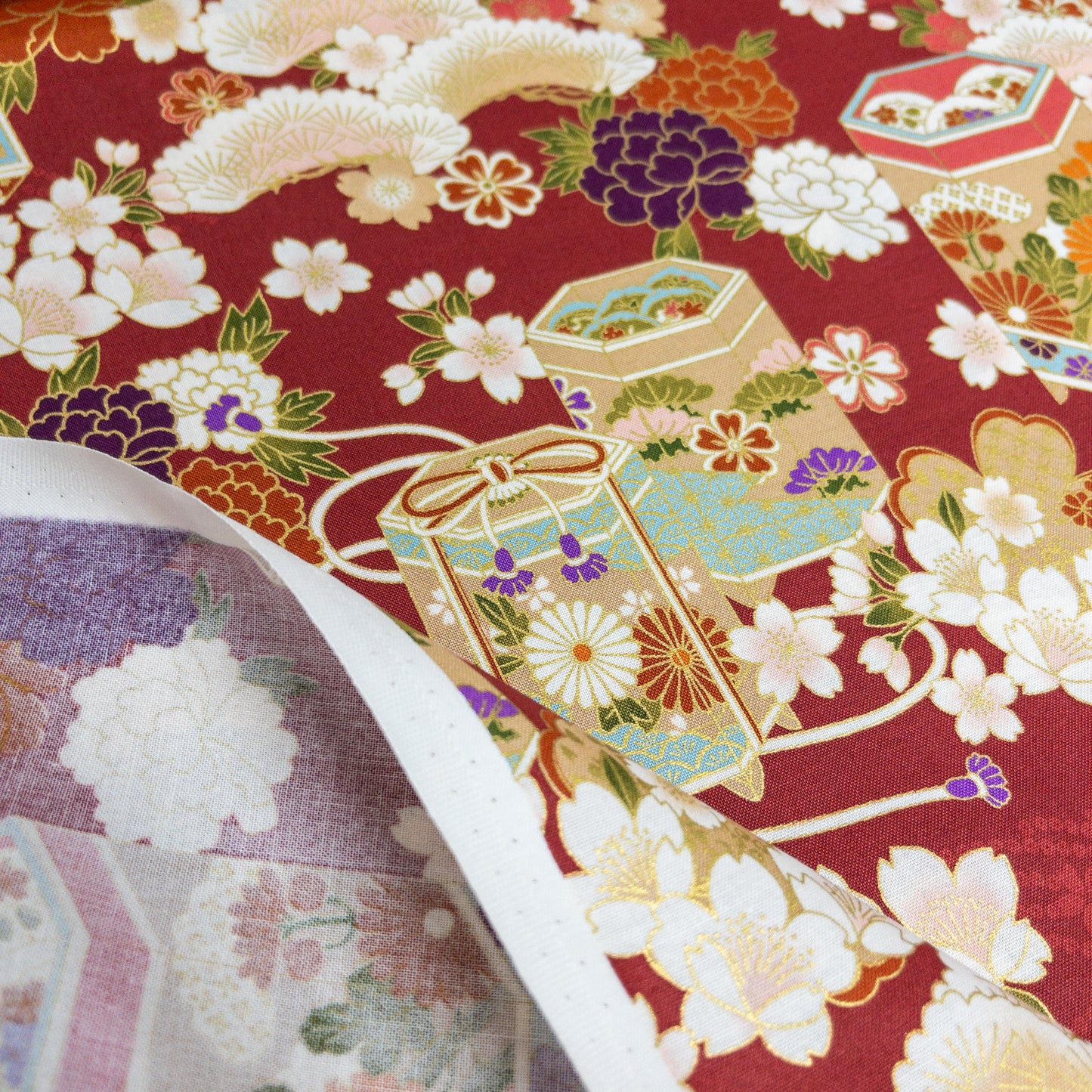 Quilt Gate | gilded flower kaioke 燙金花貝桶 | cotton printed sheeting 純棉