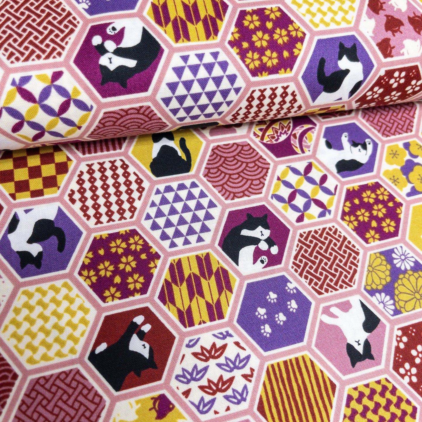 Japan | japanese cats 和風鑽石紋貓貓 | cotton printed sheeting 純棉