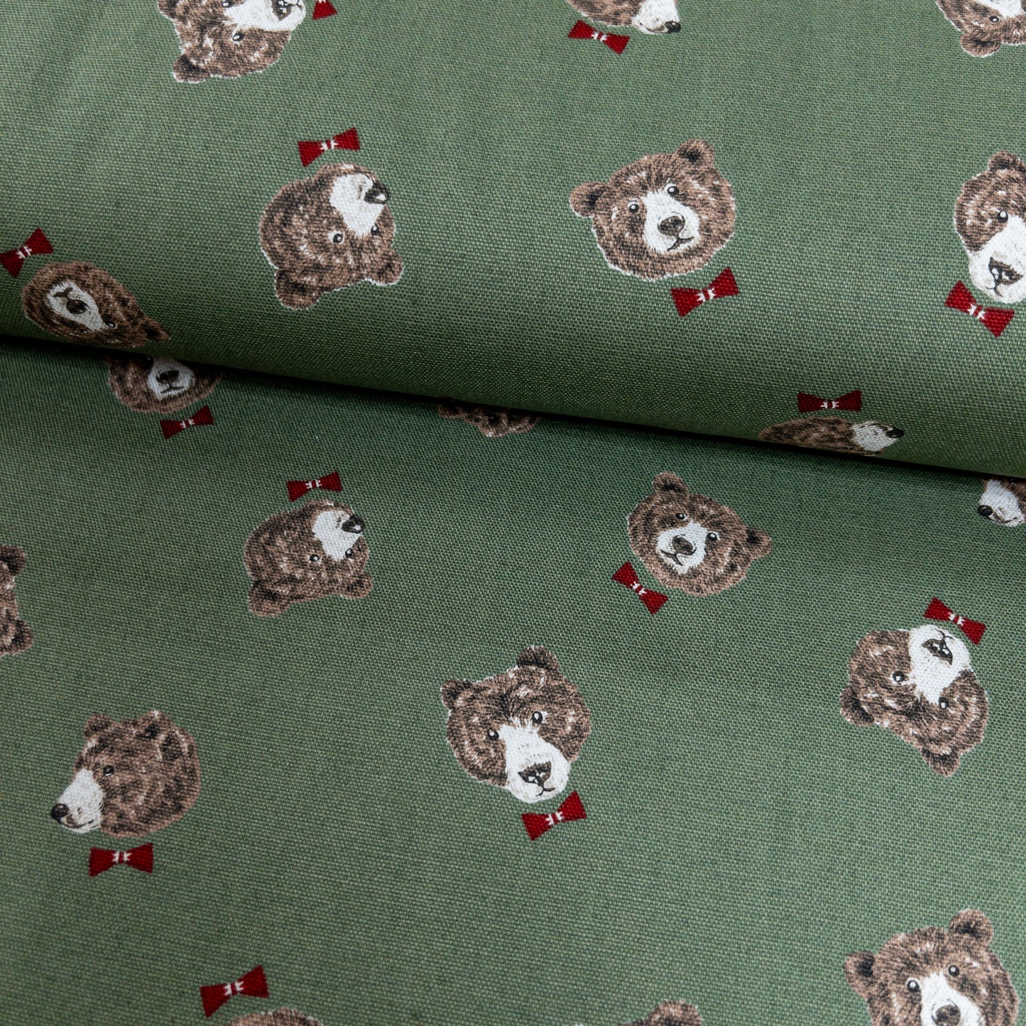 Japan | bow tie bear 煲呔棕熊 | cotton printed oxford 純棉