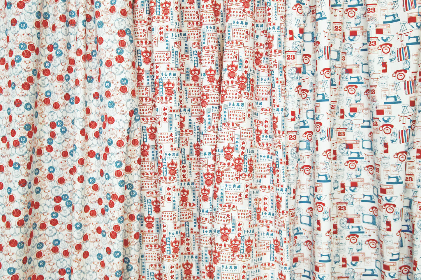 【K‧T FABRIC】紅白藍「傢俬電器」 red-white-blue ''home furniture & appliance'' cotton printed oxford 純棉